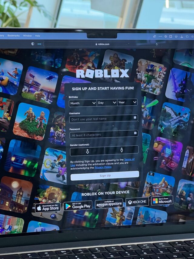 TOP 10 BEST ROBLOX HORROR GAMES